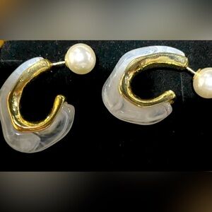Modern‎ Statement Earrings – Gold Tone & Pearl Stud with Translucent Resin Hoops